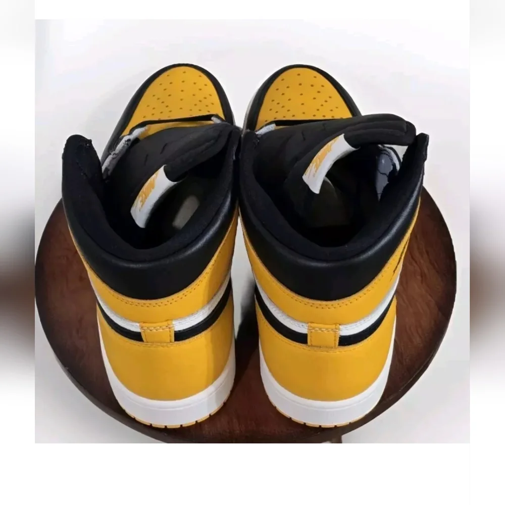 Nike Jordan 1 Retro High OG Yellow Toe (555088-711) Men's Size 10 New In Box - Picture 7 of 13